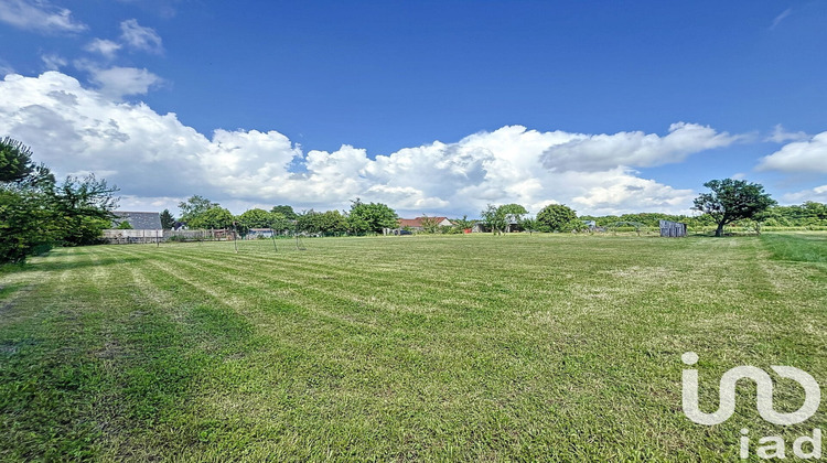 Ma-Cabane - Vente Terrain Montlouis-sur-Loire, 1981 m²