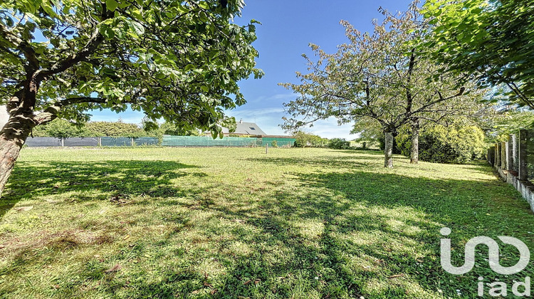 Ma-Cabane - Vente Terrain Montlouis-sur-Loire, 853 m²