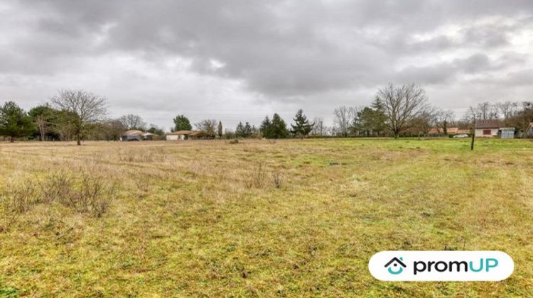 Ma-Cabane - Vente Terrain Montmorillon, 8650 m²