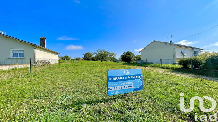 Ma-Cabane - Vente Terrain Montmorillon, 2500 m²