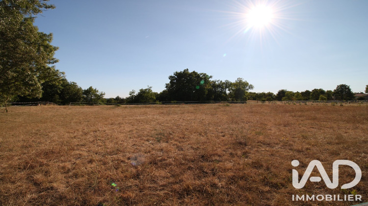 Ma-Cabane - Vente Terrain Montpezat-de-Quercy, 1017 m²