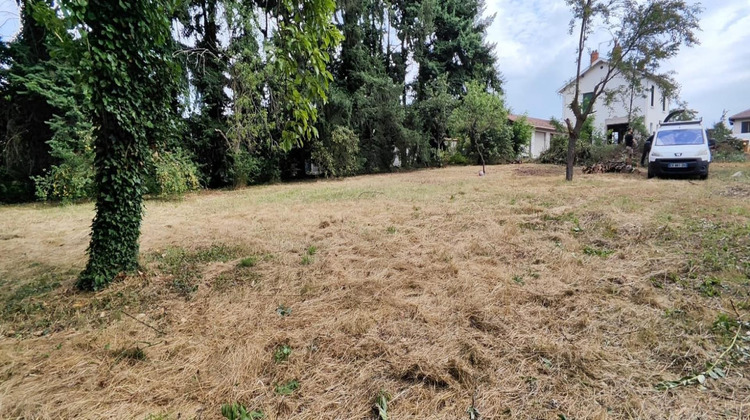 Ma-Cabane - Vente Terrain Montrond-les-Bains, 1072 m²