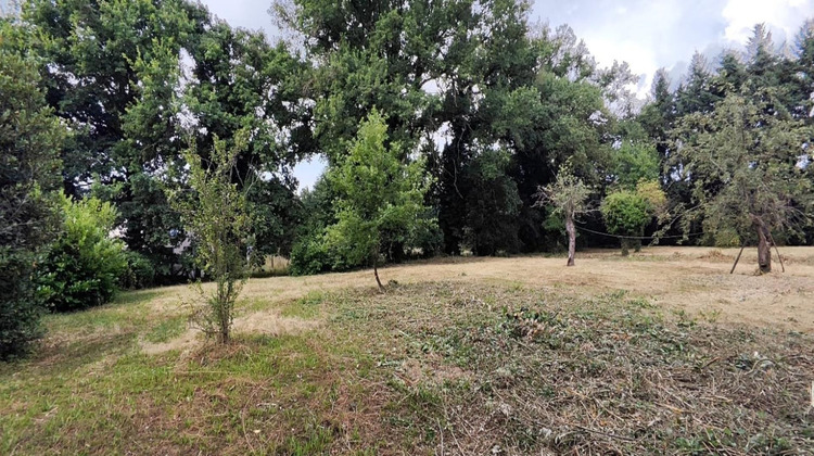Ma-Cabane - Vente Terrain Montrond-les-Bains, 1072 m²