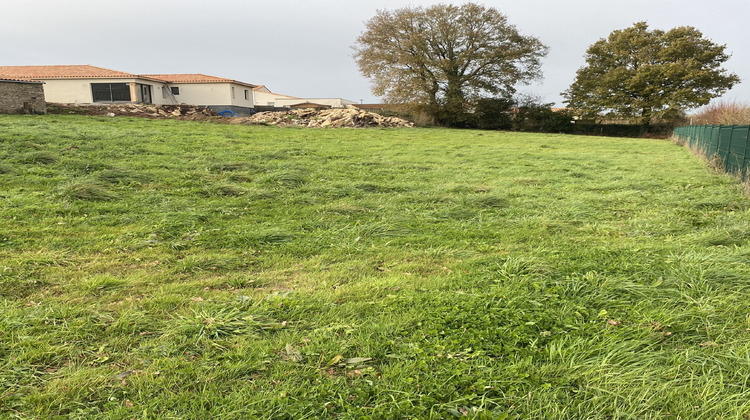 Ma-Cabane - Vente Terrain Mortagne-sur-Sèvre, 1350 m²