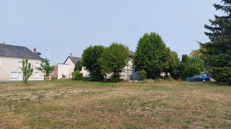 Ma-Cabane - Vente Terrain MOULINS SUR YEVRE, 1114 m²