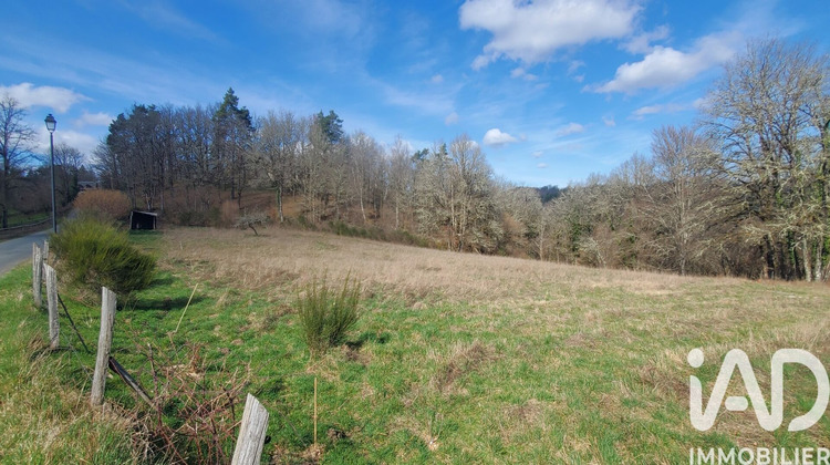 Ma-Cabane - Vente Terrain Moustier-Ventadour, 8016 m²