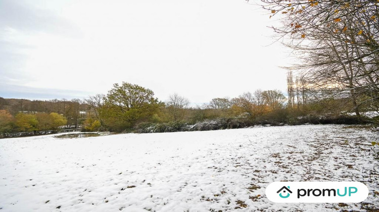 Ma-Cabane - Vente Terrain Moutiers-en-Puisaye, 6352 m²