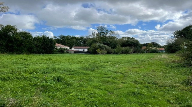 Ma-Cabane - Vente Terrain Moutiers-les-Mauxfaits, 2294 m²