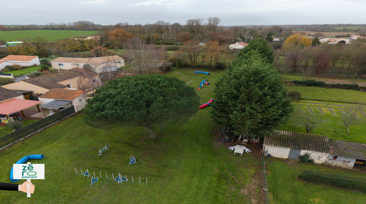 Ma-Cabane - Vente Terrain Moutiers-sur-le-Lay, 2480 m²