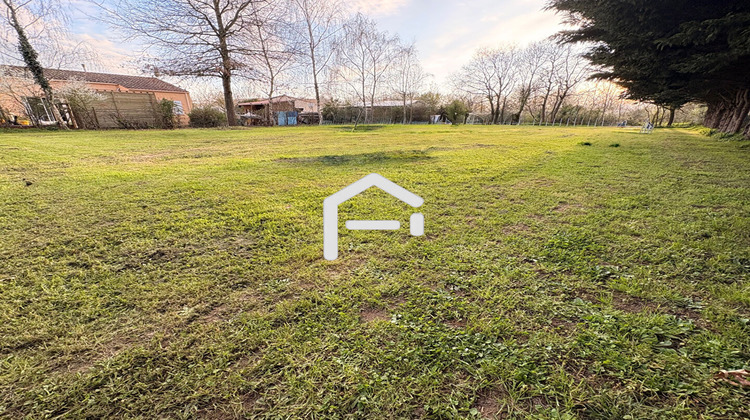 Ma-Cabane - Vente Terrain MOUTIERS-SUR-LE-LAY, 2480 m²