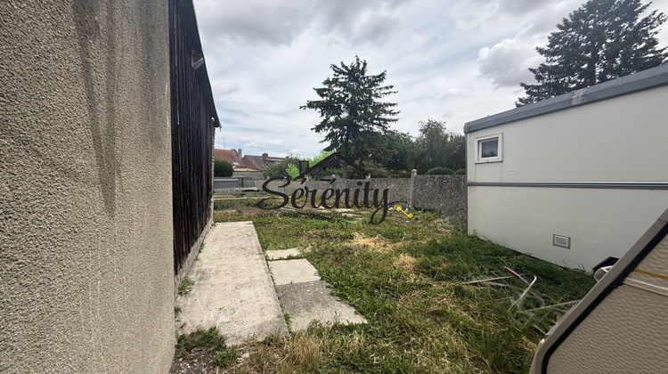 Ma-Cabane - Vente Terrain Neuville-Saint-Rémy, 563 m²