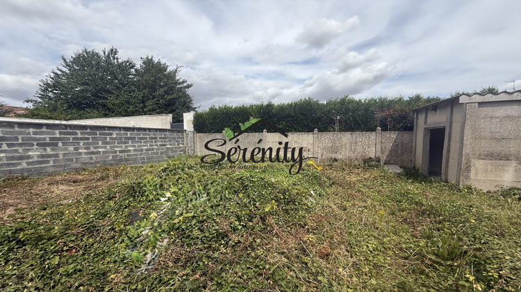 Ma-Cabane - Vente Terrain Neuville-Saint-Rémy, 563 m²