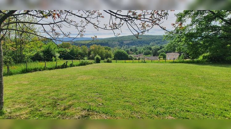 Ma-Cabane - Vente Terrain Neuville-sur-Ain, 569 m²