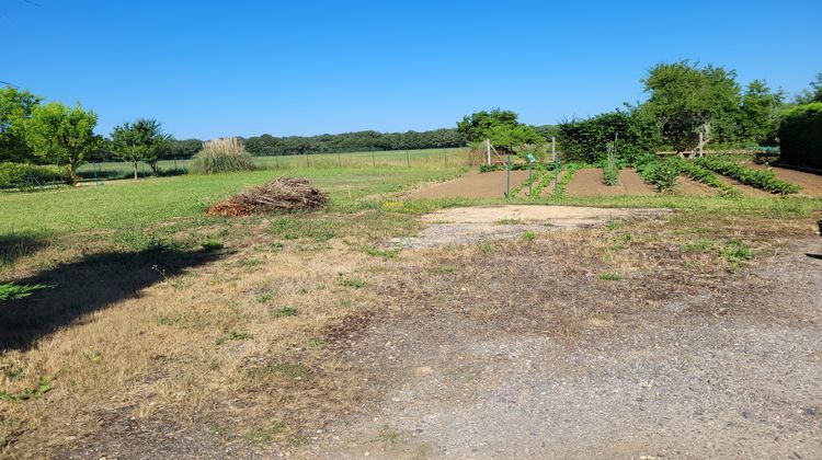 Ma-Cabane - Vente Terrain Nieuil-l'Espoir, 1050 m²