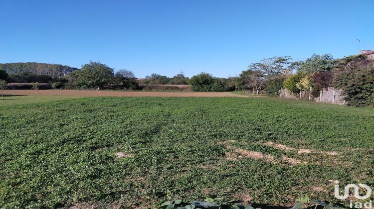 Ma-Cabane - Vente Terrain Nieul-sur-l'Autise, 796 m²