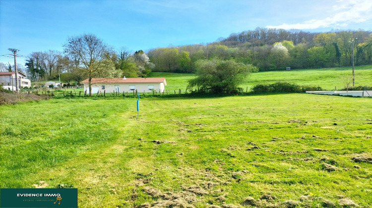 Ma-Cabane - Vente Terrain Nivolas-Vermelle, 761 m²