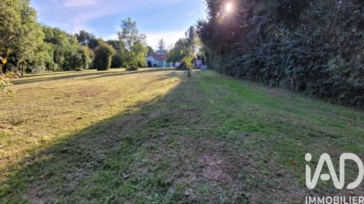 Ma-Cabane - Vente Terrain Nouaillé-Maupertuis, 1257 m²