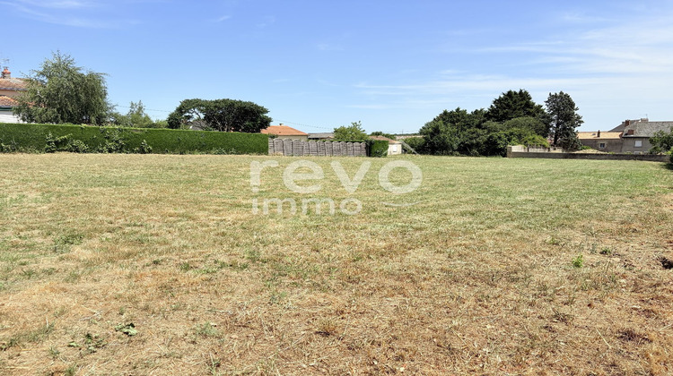 Ma-Cabane - Vente Terrain NUEIL SUR LAYON, 1600 m²