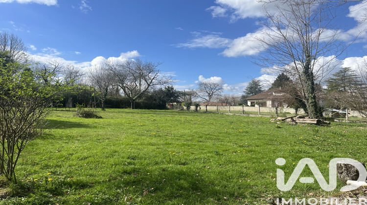 Ma-Cabane - Vente Terrain Odos, 1900 m²