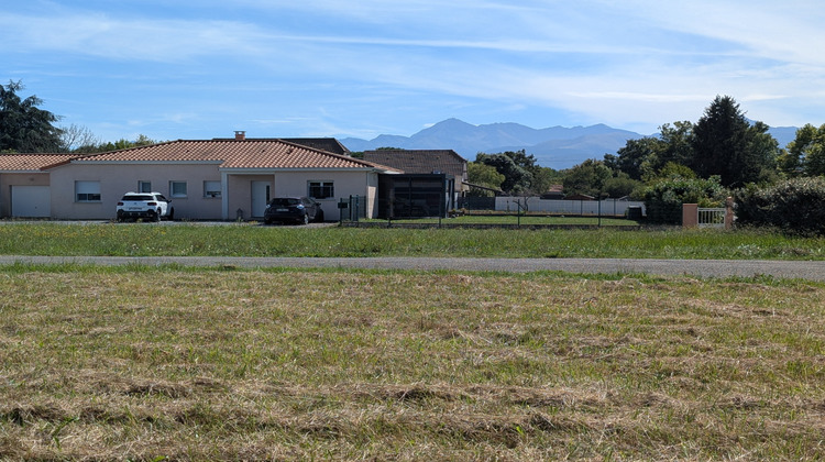 Ma-Cabane - Vente Terrain ODOS, 1301 m²