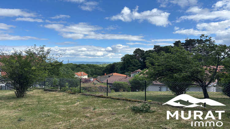 Ma-Cabane - Vente Terrain Orcines, 680 m²