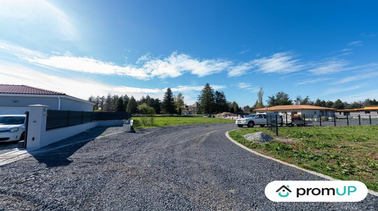 Ma-Cabane - Vente Terrain Orléat, 1492 m²