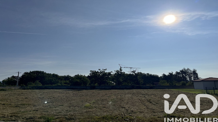 Ma-Cabane - Vente Terrain Orléat, 1405 m²