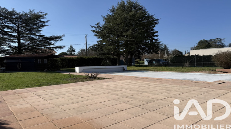 Ma-Cabane - Vente Terrain Orliénas, 705 m²