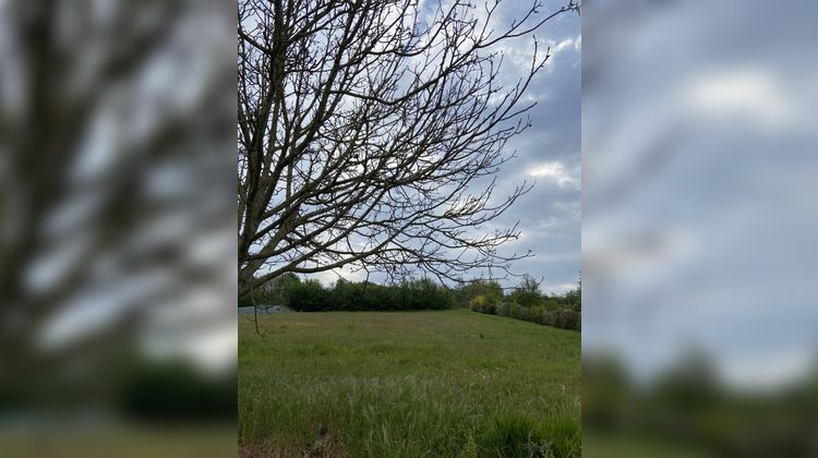 Ma-Cabane - Vente Terrain Oyré, 2400 m²