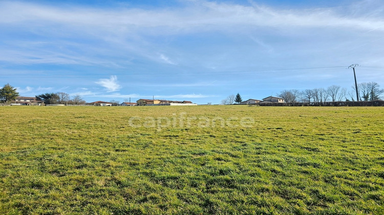 Ma-Cabane - Vente Terrain PANISSIERES, 16726 m²