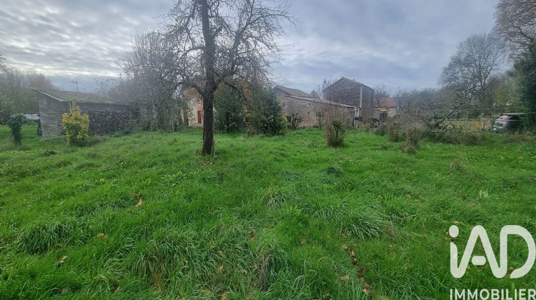 Ma-Cabane - Vente Terrain Périgné, 735 m²