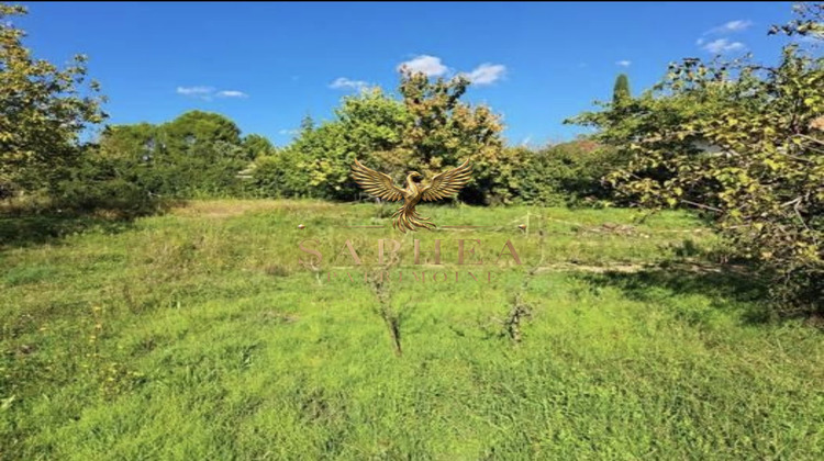 Ma-Cabane - Vente Terrain Peyrolles-en-Provence, 300 m²