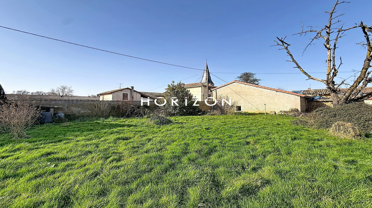 Ma-Cabane - Vente Terrain Peyzieux-sur-Saône, 696 m²