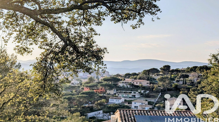 Ma-Cabane - Vente Terrain Pierrefeu-du-Var, 740 m²