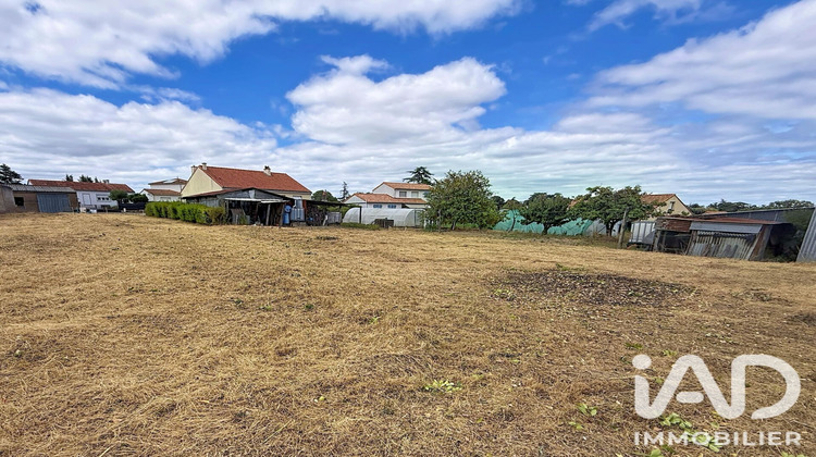 Ma-Cabane - Vente Terrain Pont-Saint-Martin, 604 m²
