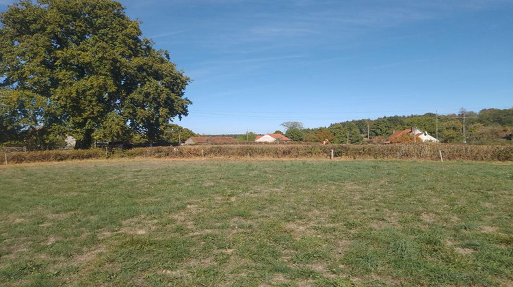 Ma-Cabane - Vente Terrain POUILLOUX, 3200 m²