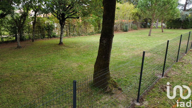 Ma-Cabane - Vente Terrain Puymoyen, 898 m²