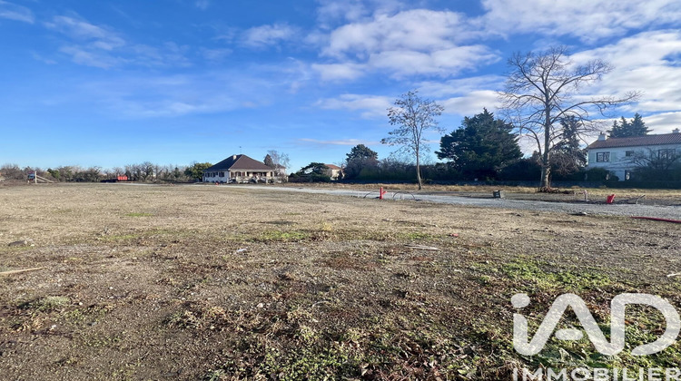 Ma-Cabane - Vente Terrain Riom, 580 m²