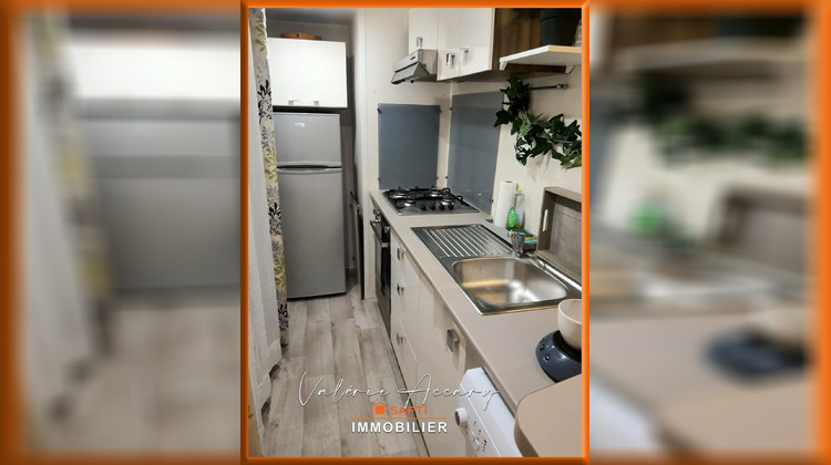 Ma-Cabane - Vente Terrain Rocbaron, 143 m²