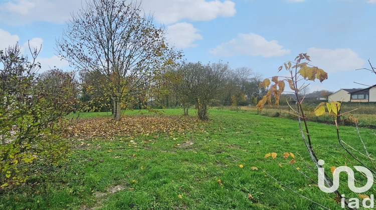 Ma-Cabane - Vente Terrain Saint-Étienne-Au-Temple, 629 m²