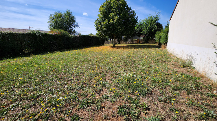 Ma-Cabane - Vente Terrain Saint-Étienne-de-Brillouet, 667 m²