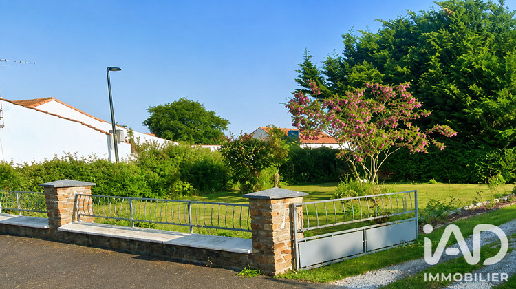 Ma-Cabane - Vente Terrain Saint-Étienne-de-Mer-Morte, 450 m²