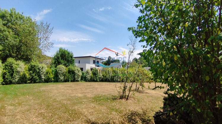 Ma-Cabane - Vente Terrain Saint-Étienne-de-Montluc, 561 m²
