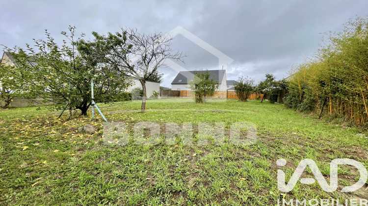 Ma-Cabane - Vente Terrain Saint-Étienne-de-Montluc, 330 m²