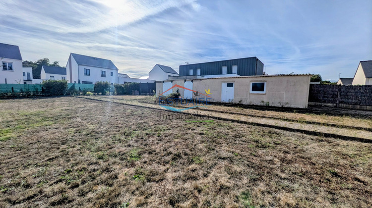 Ma-Cabane - Vente Terrain Saint-Étienne-de-Montluc, 471 m²