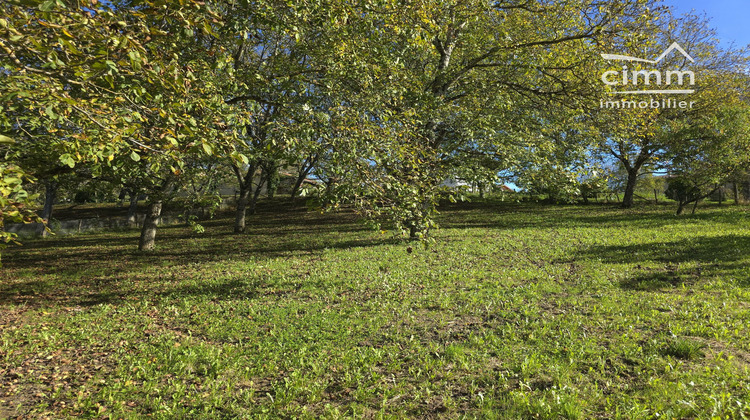 Ma-Cabane - Vente Terrain Saint-Étienne-de-Saint-Geoirs, 1698 m²