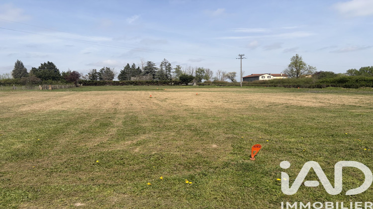 Ma-Cabane - Vente Terrain Saint-Étienne-le-Molard, 1280 m²