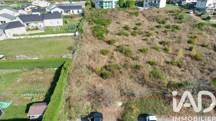 Ma-Cabane - Vente Terrain Saint-Agrève, 2541 m²