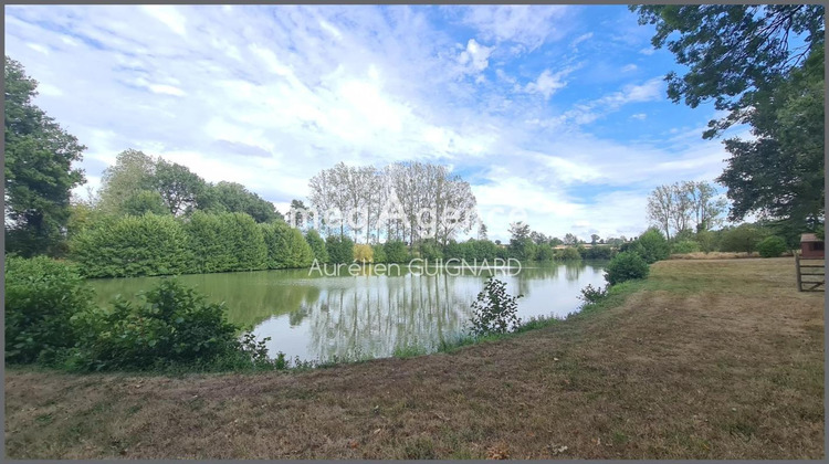 Ma-Cabane - Vente Terrain SAINT ANDRE SUR SEVRE, 16805 m²