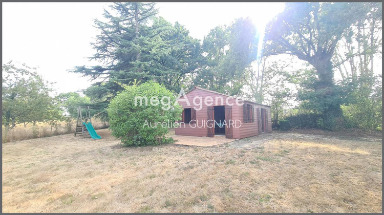 Ma-Cabane - Vente Terrain SAINT ANDRE SUR SEVRE, 16805 m²